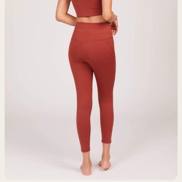 girlfriend collective Pants - Girlfriend Collective Compressive 7/8 Leggings Sedona Brown Color Size Small